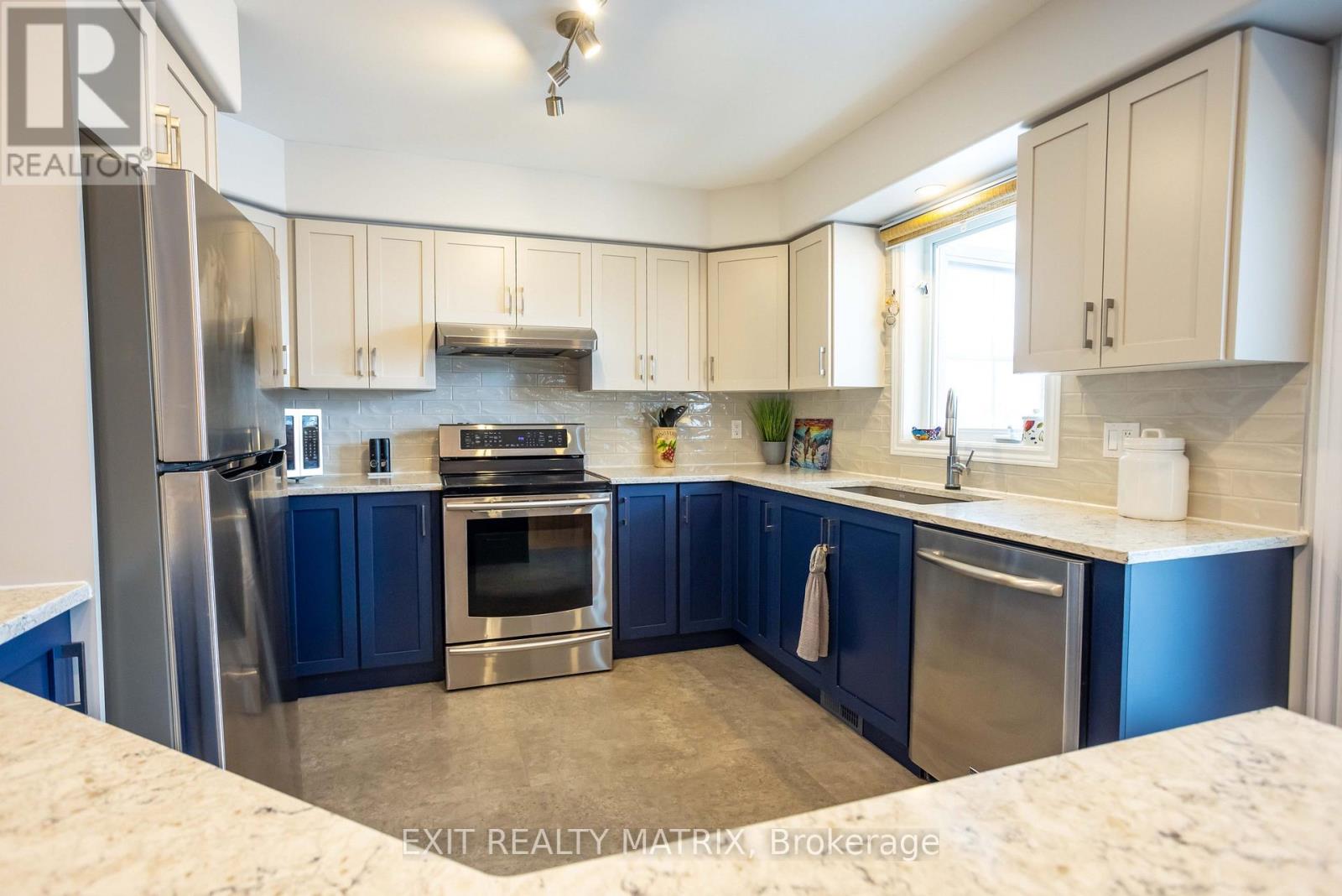 106 LACHAINE STREET - 19