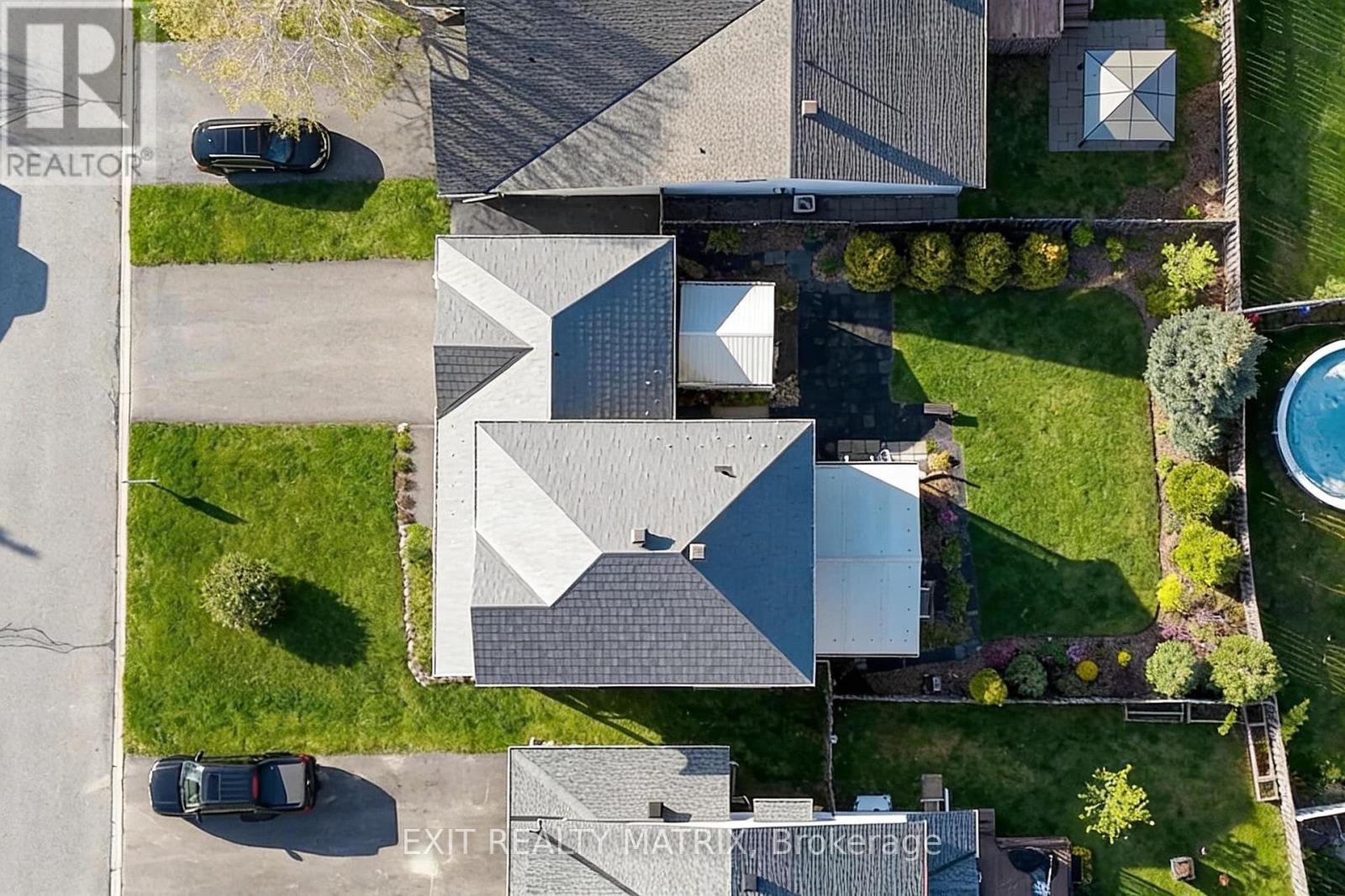 106 LACHAINE STREET - 46