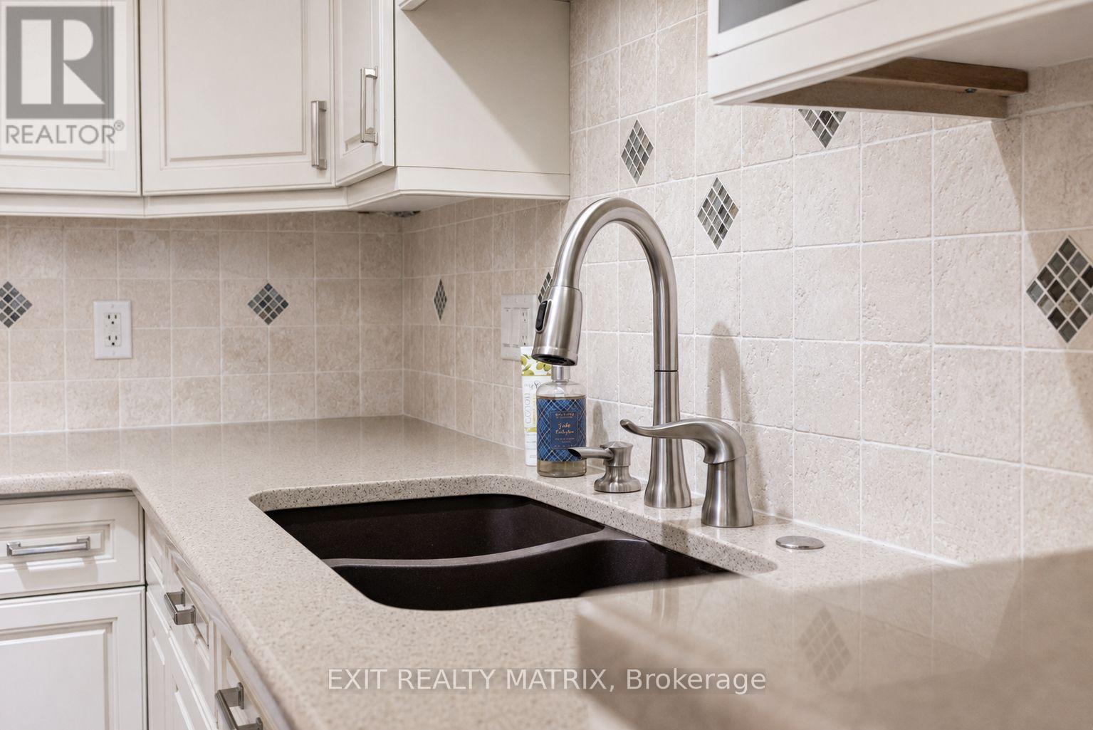 2 Bed, 2 Bath House for Sale in Russell – 104 – 2 WARNER STREET, Russell – MLS# X13567358 - Image 13