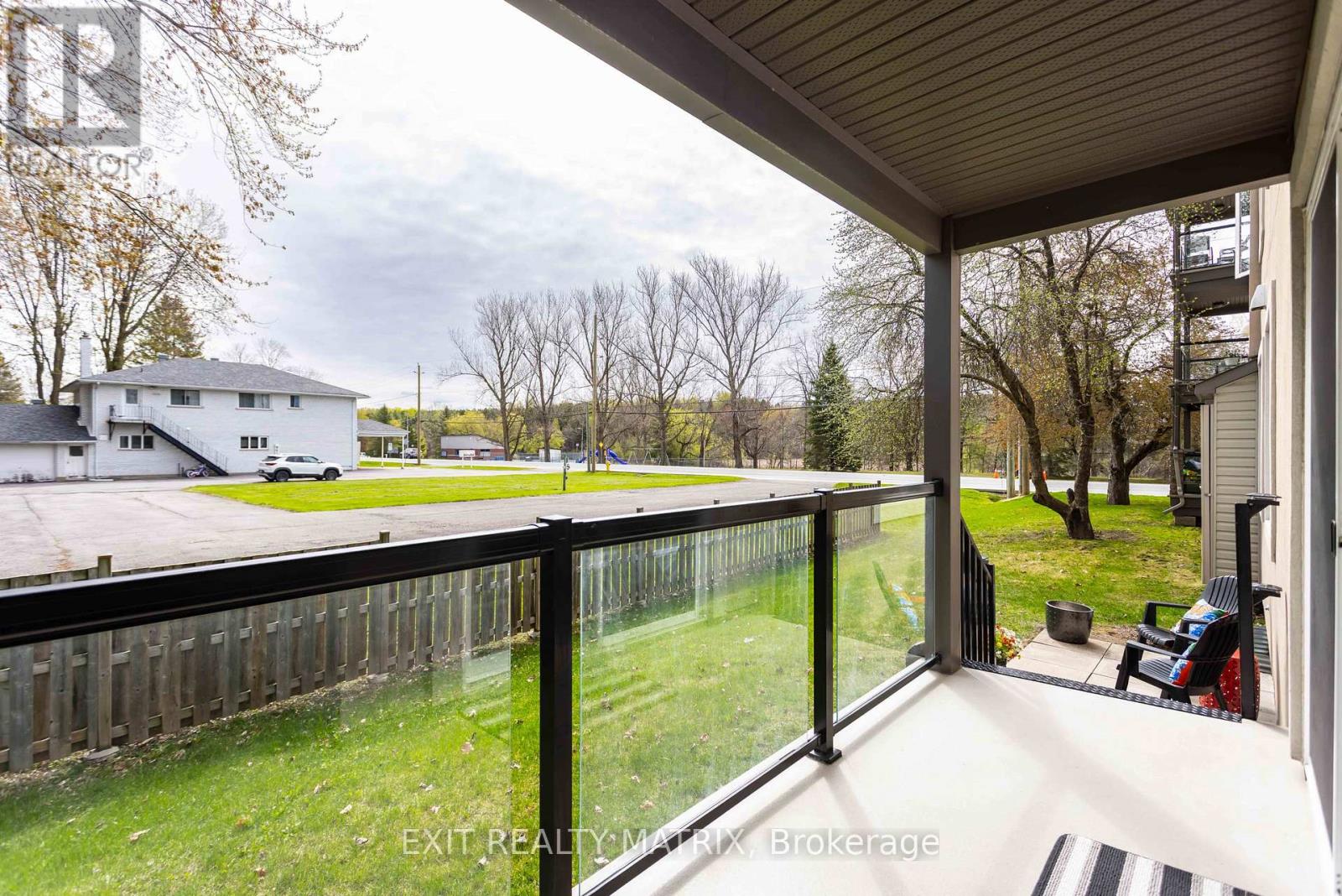 2 Bed, 2 Bath House for Sale in Russell – 104 – 2 WARNER STREET, Russell – MLS# X13567358 - Image 38
