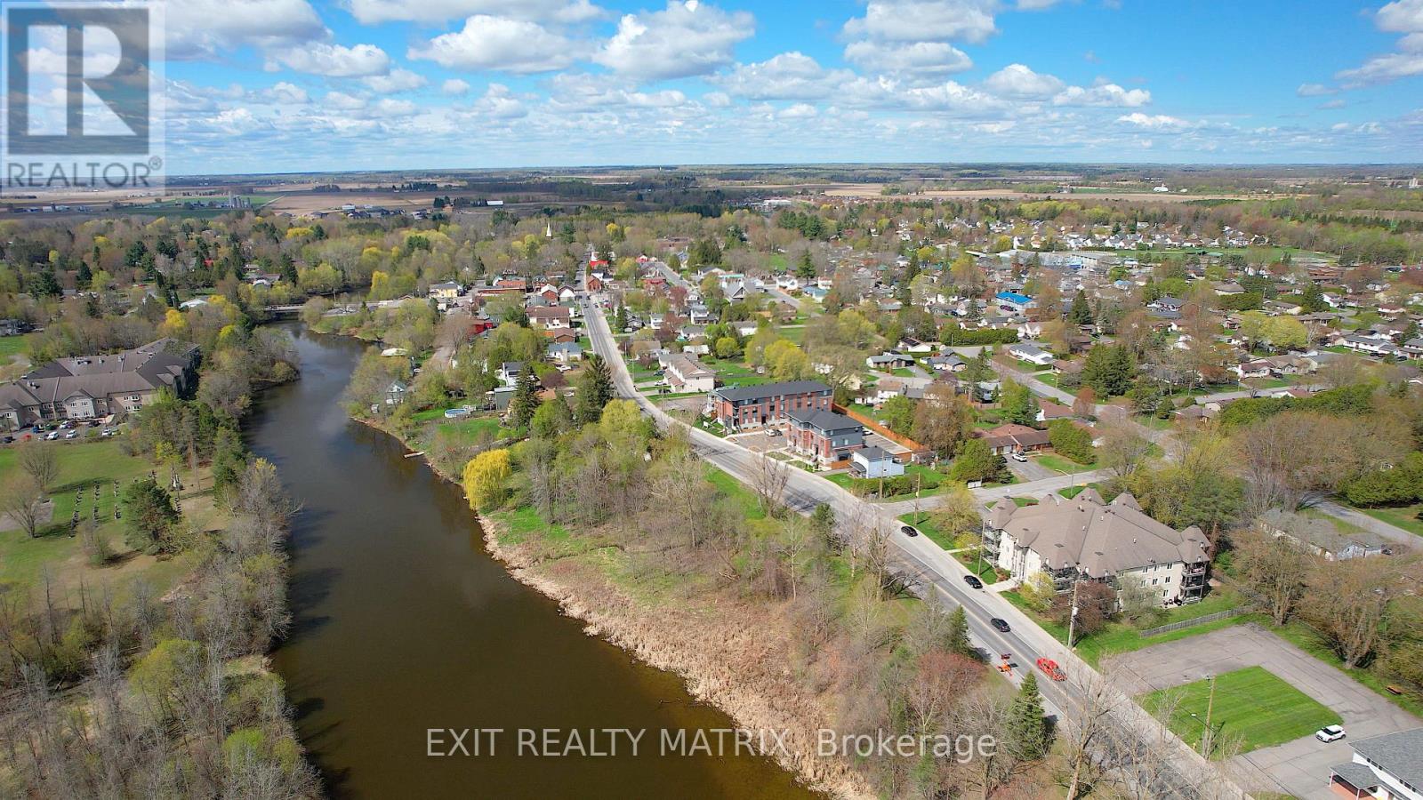 2 Bed, 2 Bath House for Sale in Russell – 104 – 2 WARNER STREET, Russell – MLS# X13567358 - Image 46
