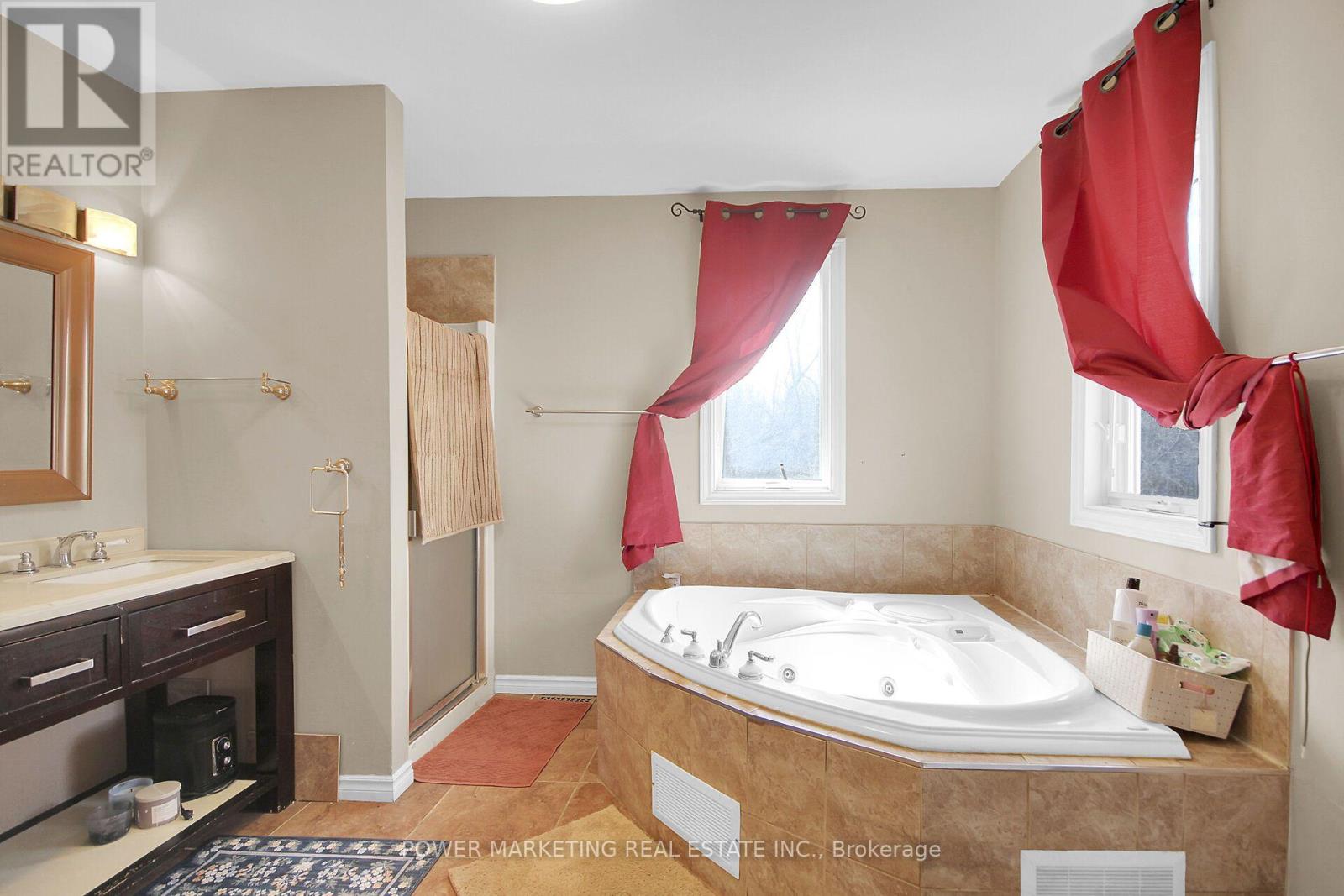 3770 LOUISEIZE ROAD - 24