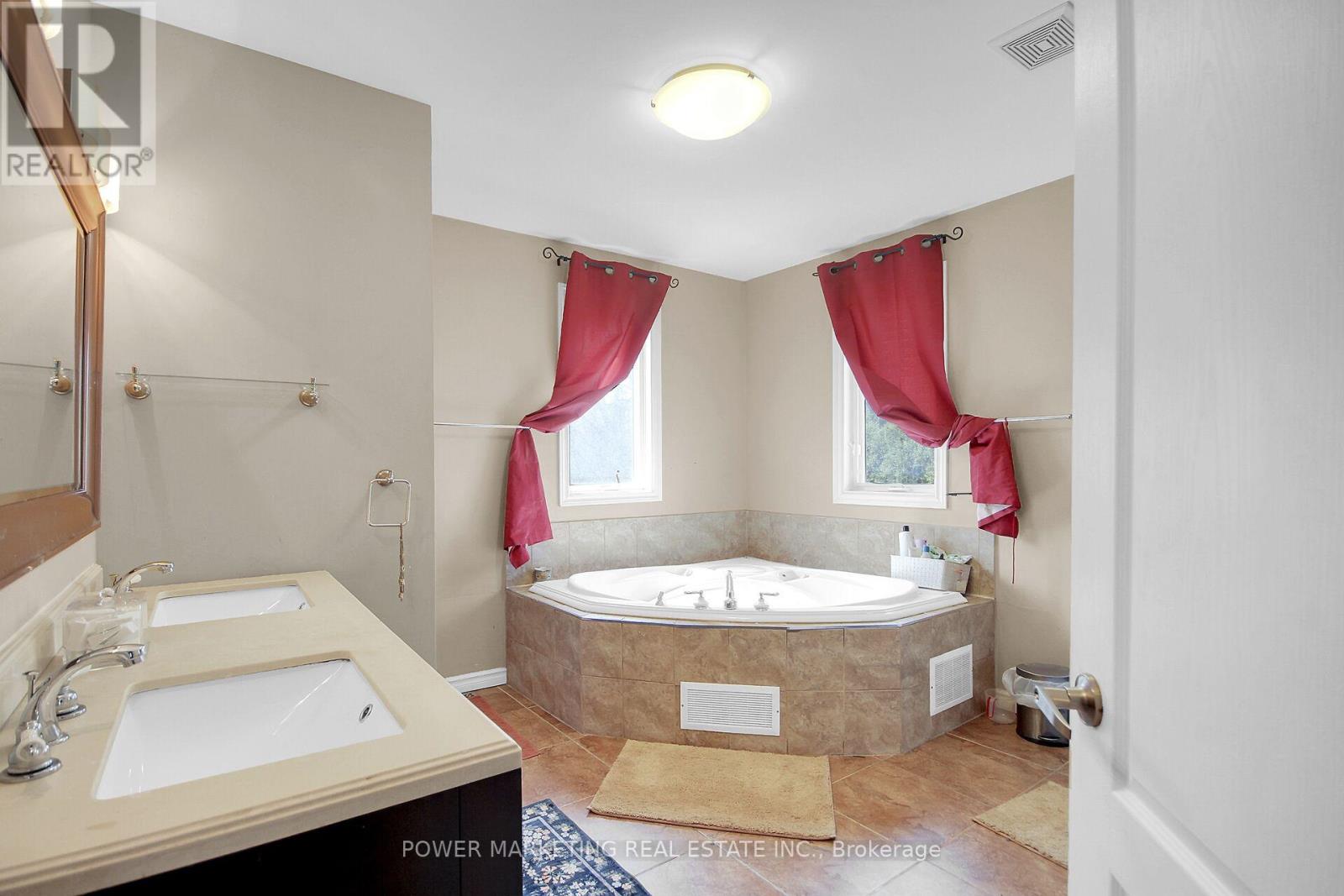 3770 LOUISEIZE ROAD - 25