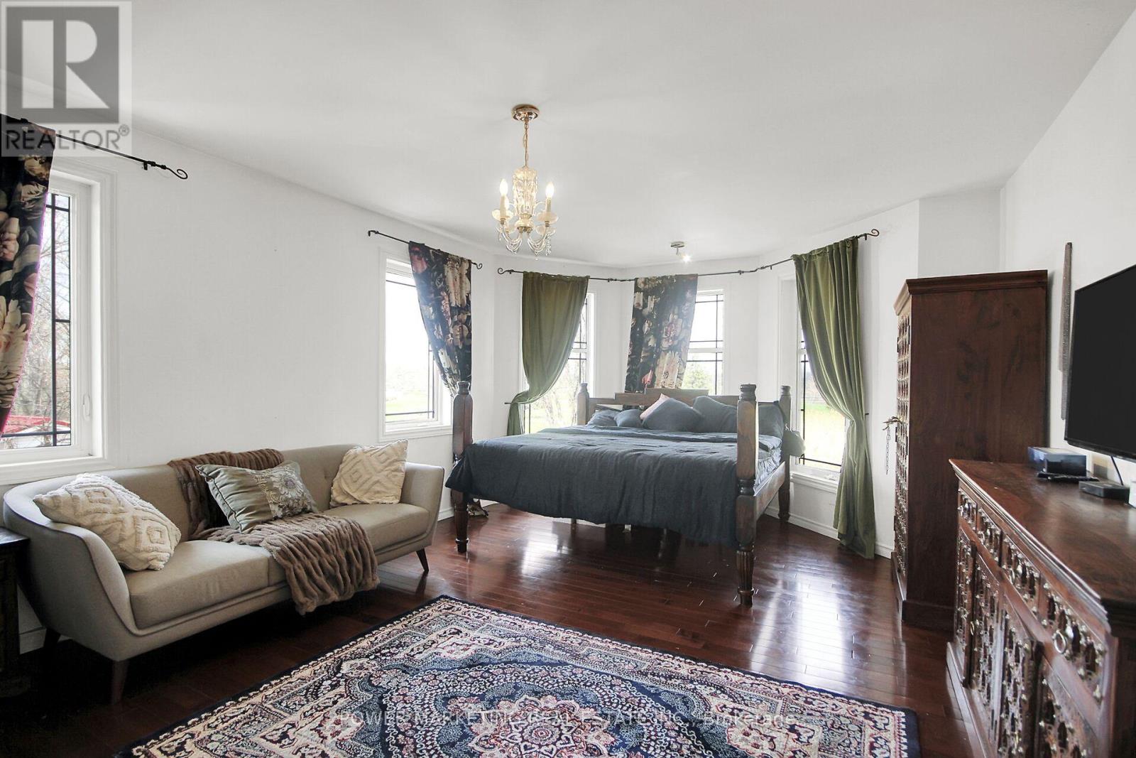 3770 LOUISEIZE ROAD - 30