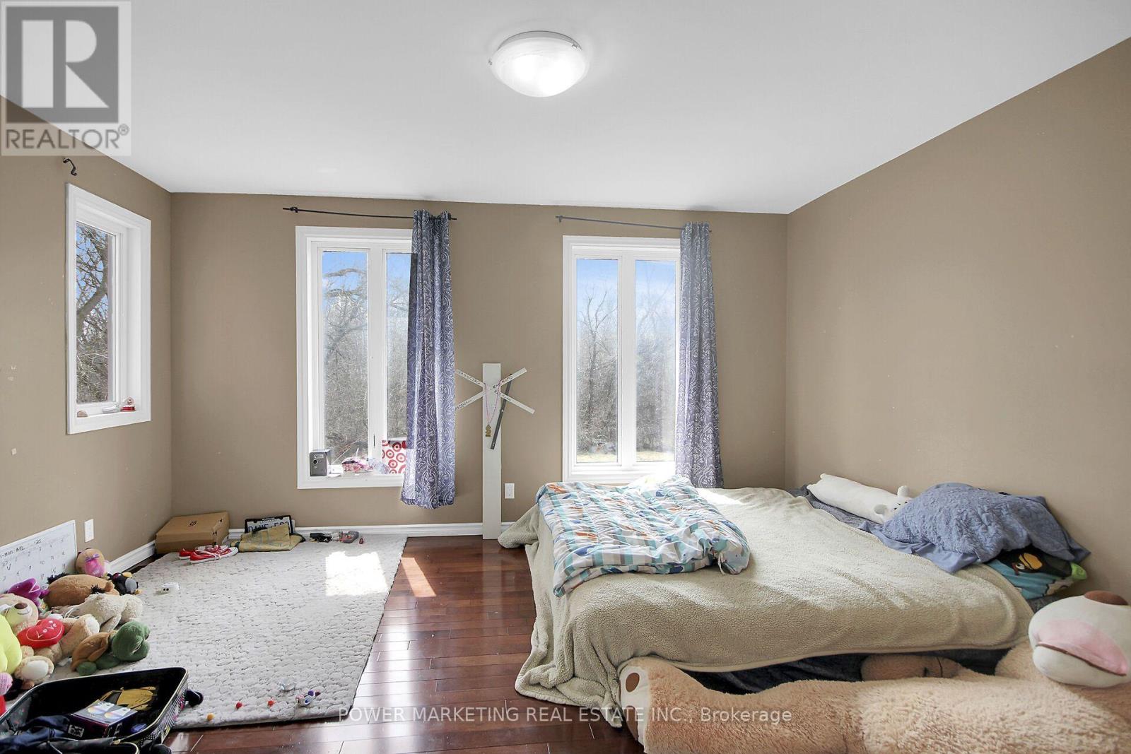 3770 LOUISEIZE ROAD - 31