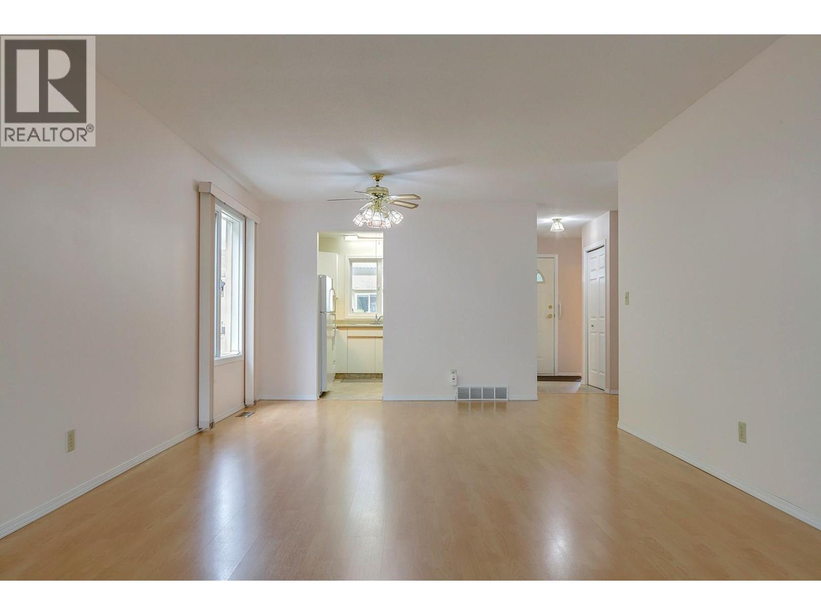 #2 2180 Fletcher Avenue - 17