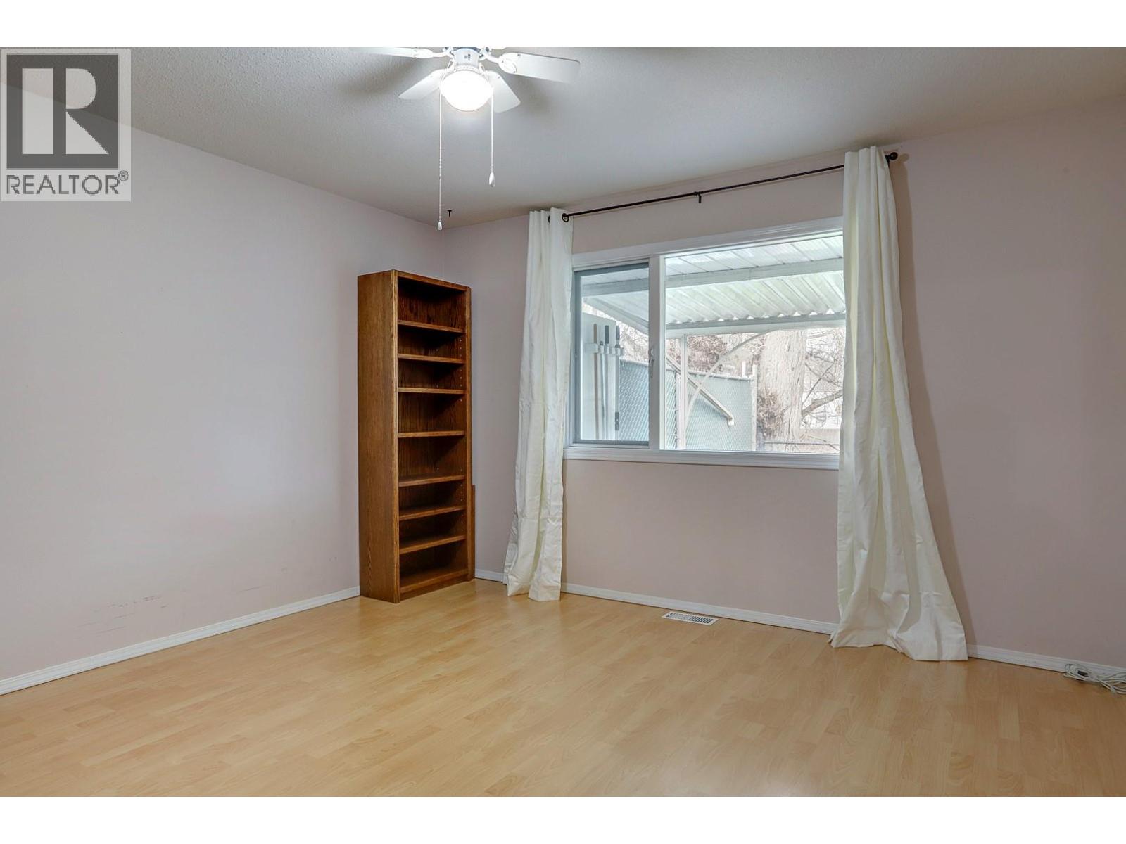#2 2180 Fletcher Avenue - 27