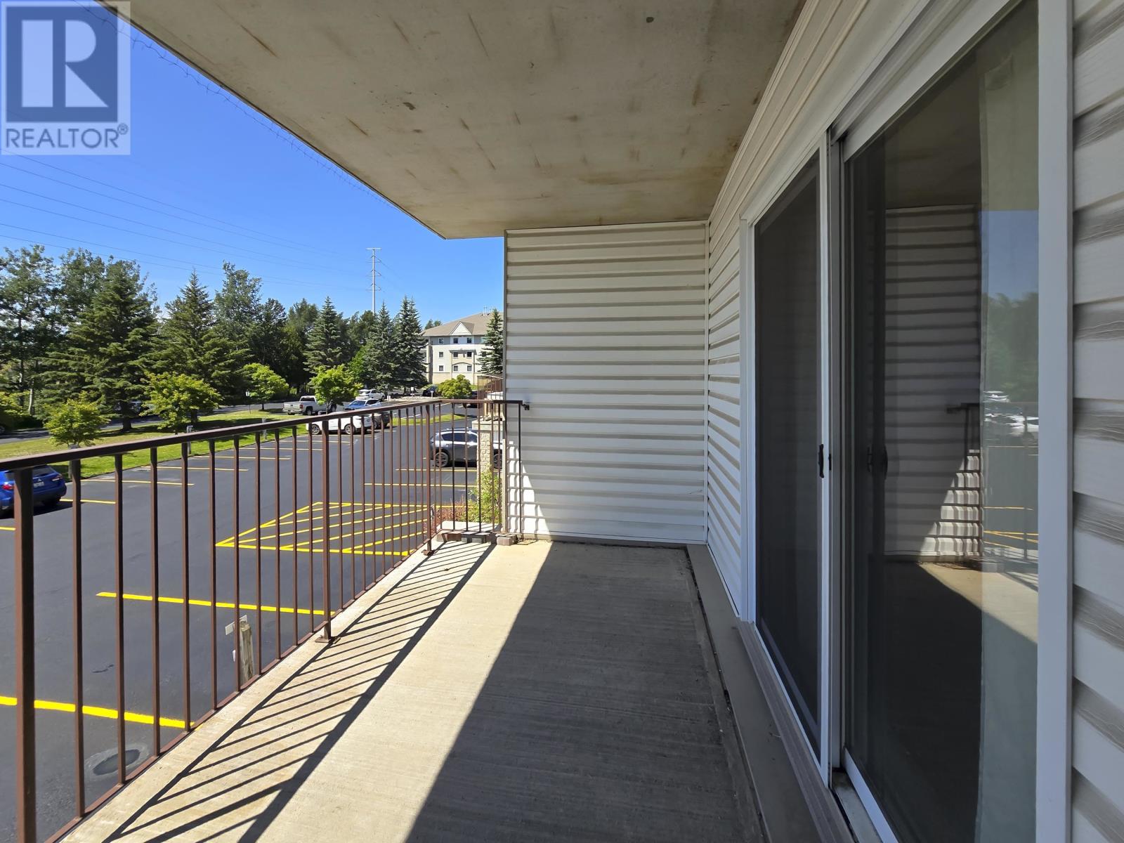107-147 Fanshaw ST - 38