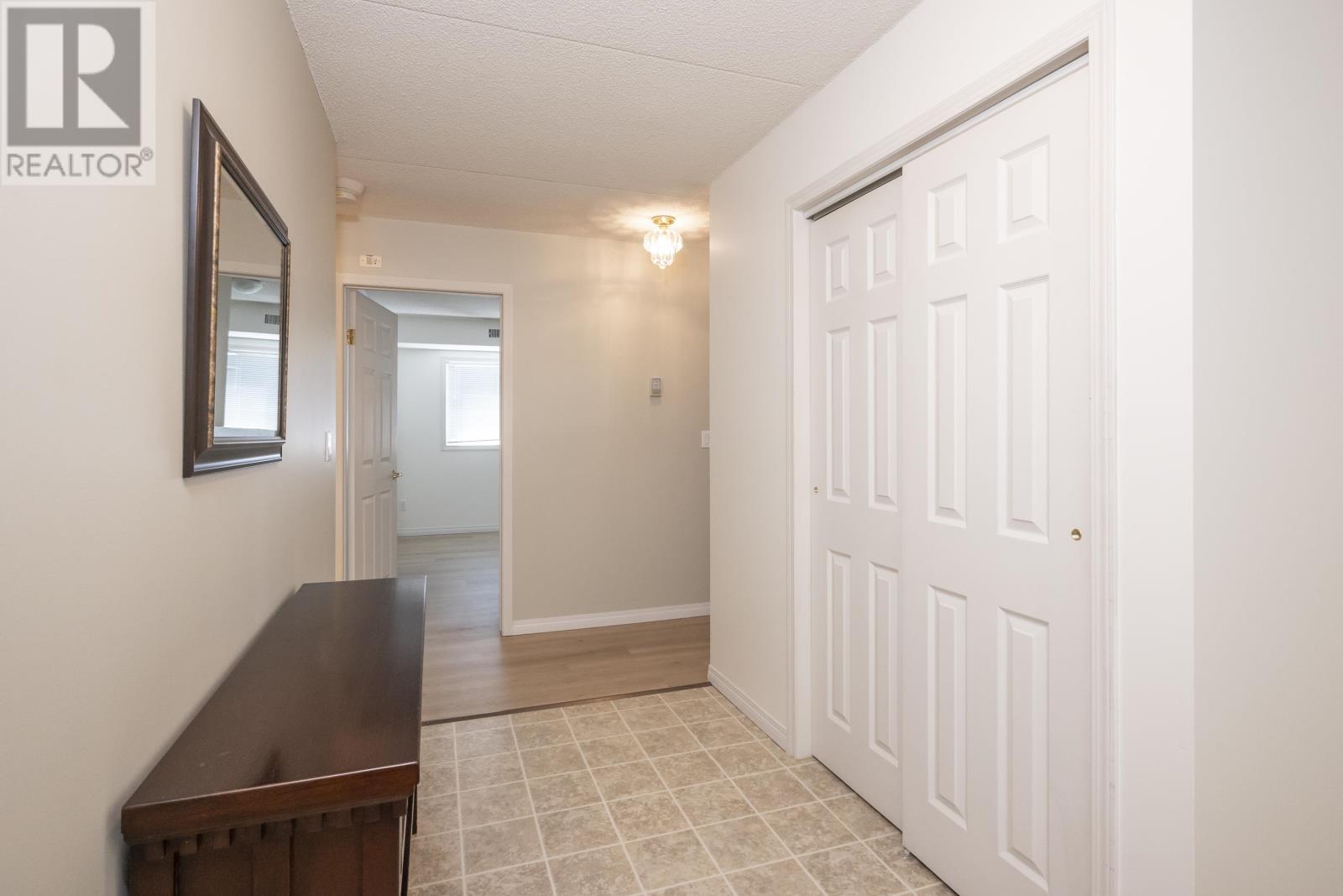 107-147 Fanshaw ST - 5