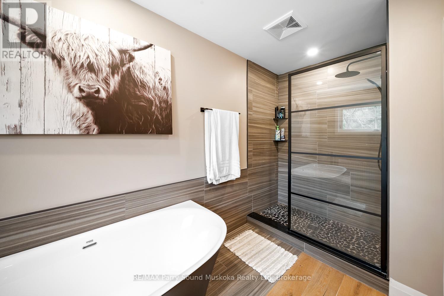 13 LABRASH LAKE ROAD - 40
