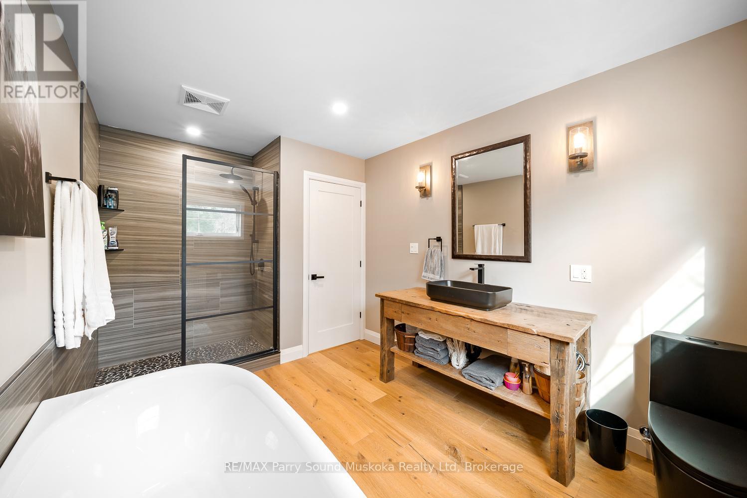 13 LABRASH LAKE ROAD - 39