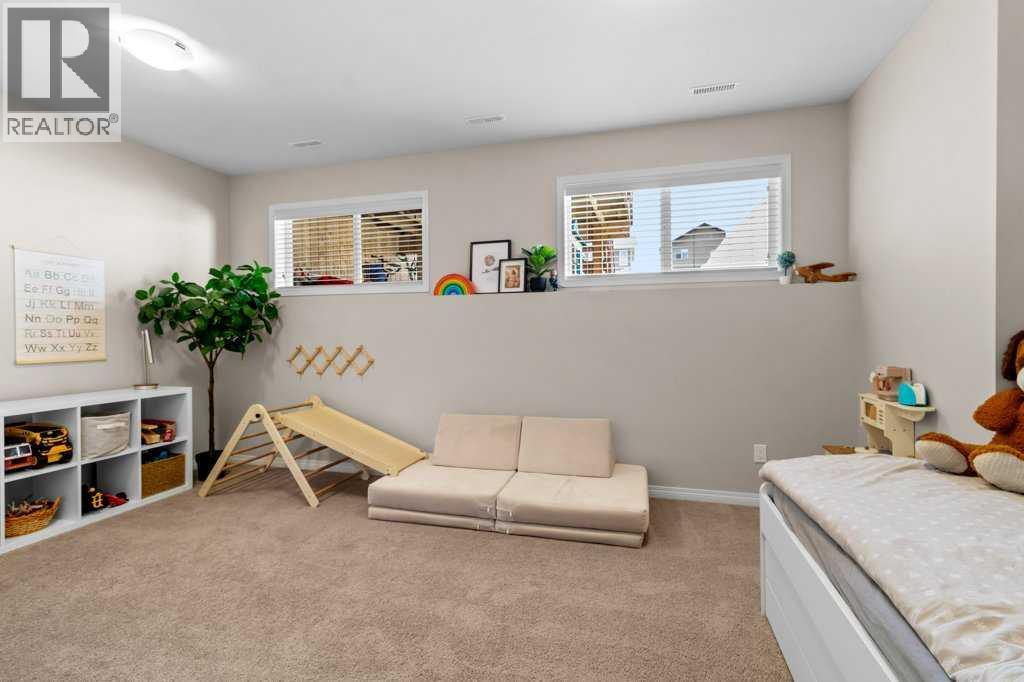 125 Henderson Crescent - 15