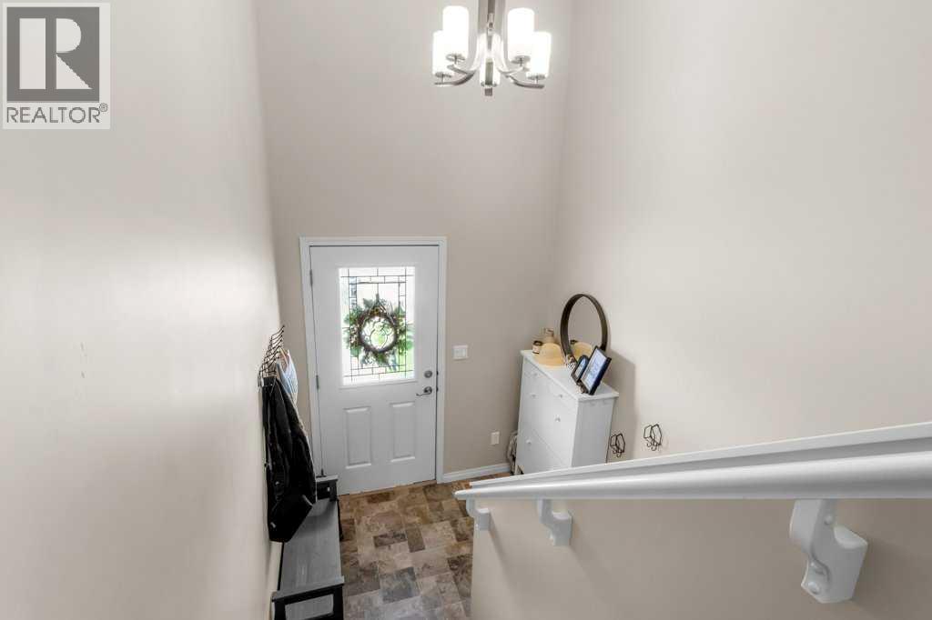 125 Henderson Crescent - 3