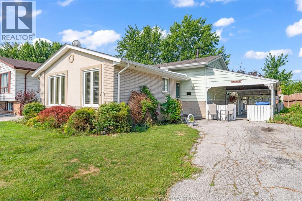 3343 HEMLOCK - 5