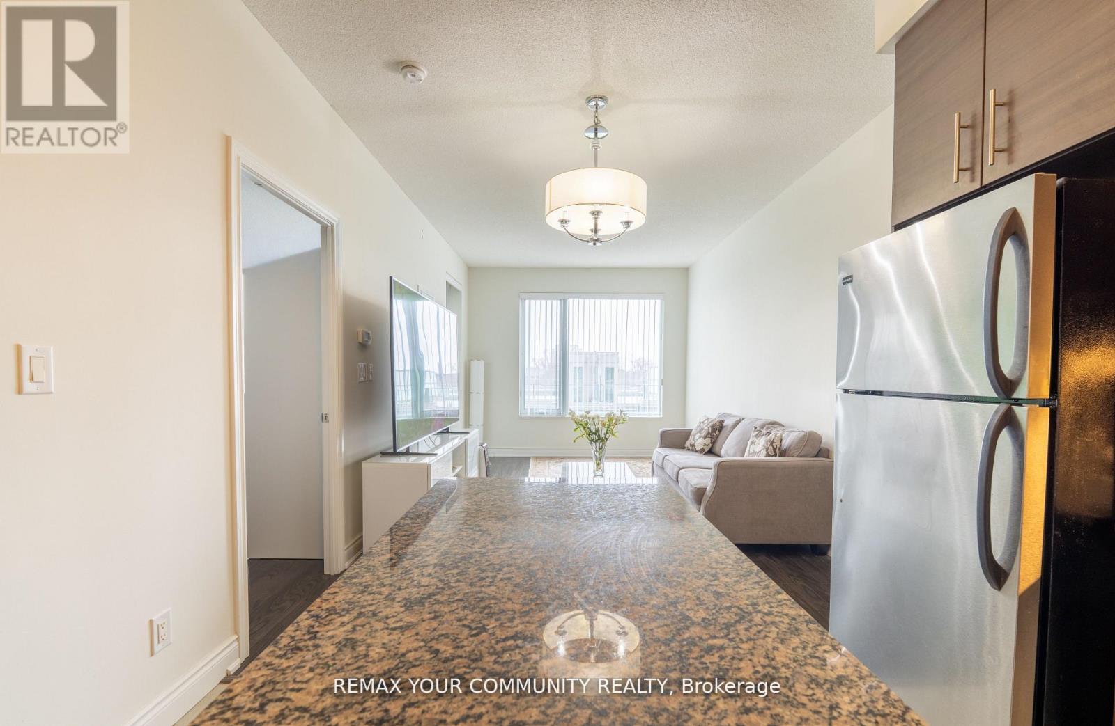 #520 325 SOUTH PARK ROAD - 12