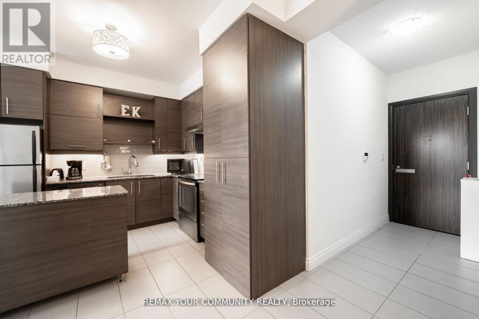 #520 325 SOUTH PARK ROAD - 8