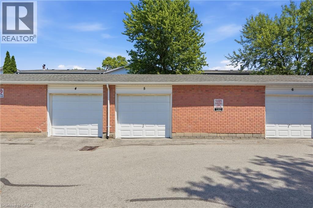 #5 185 DENISTOUN Street - 18