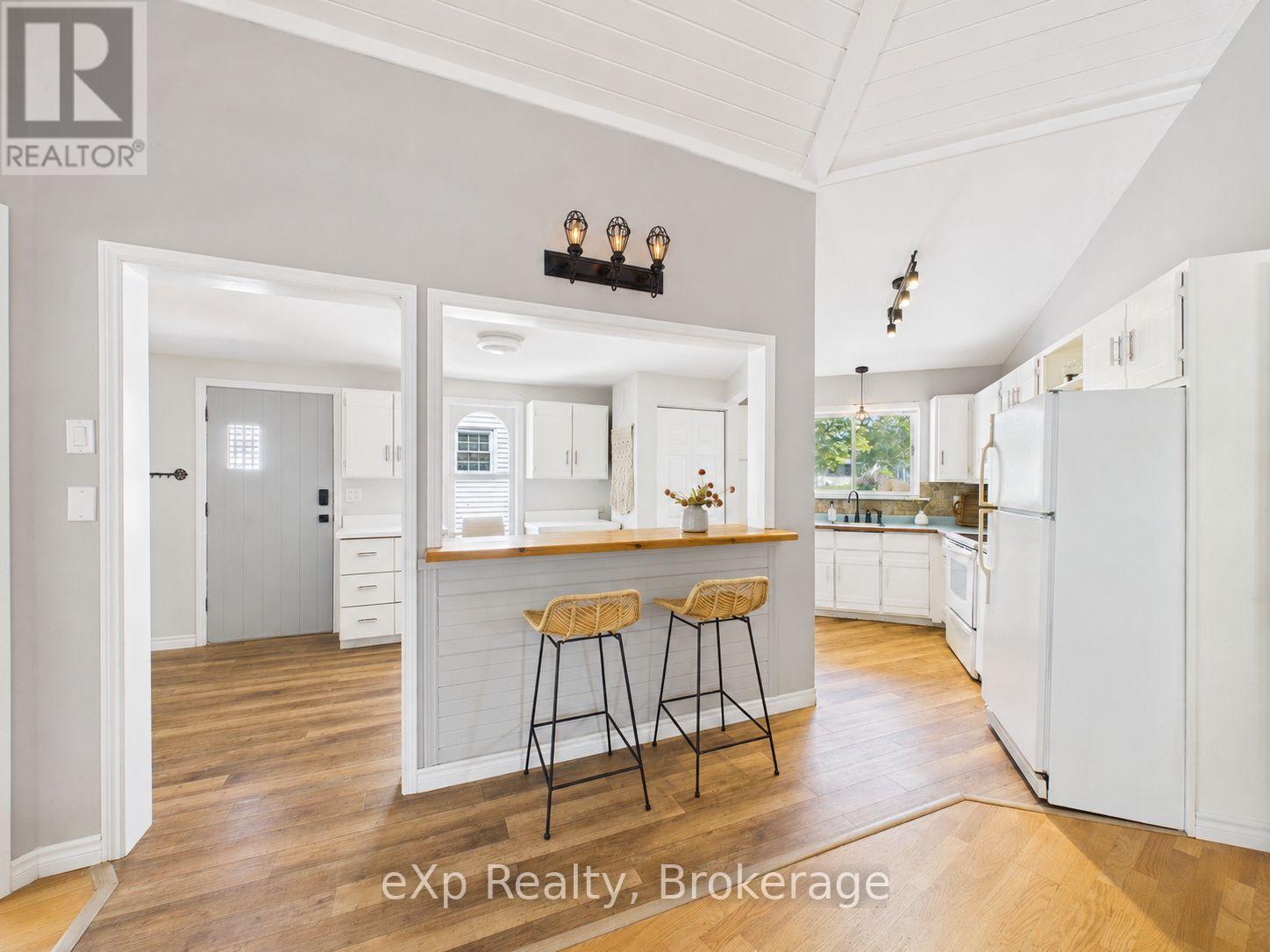 312 BRICKER STREET - 30