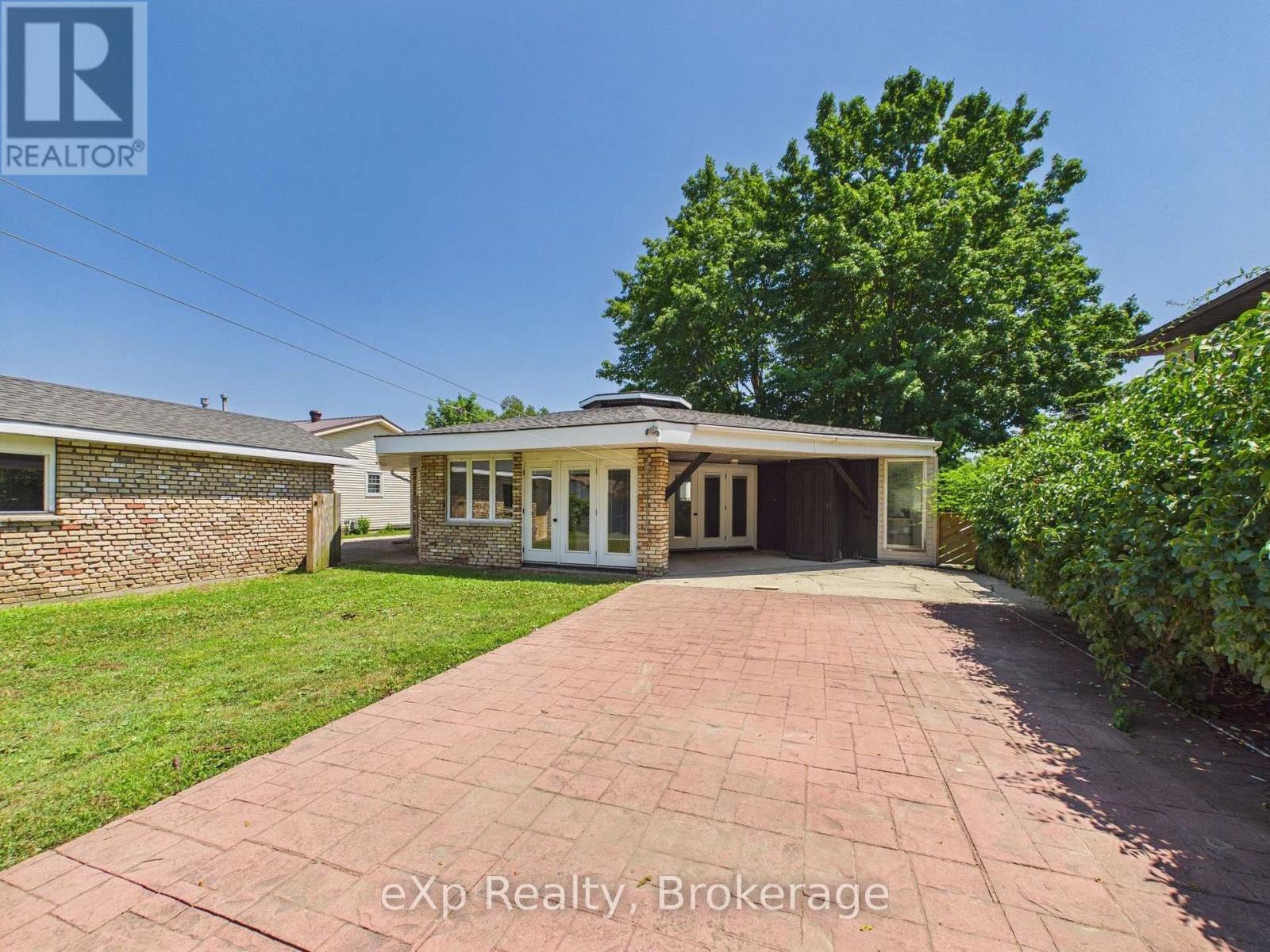 312 BRICKER STREET - 6
