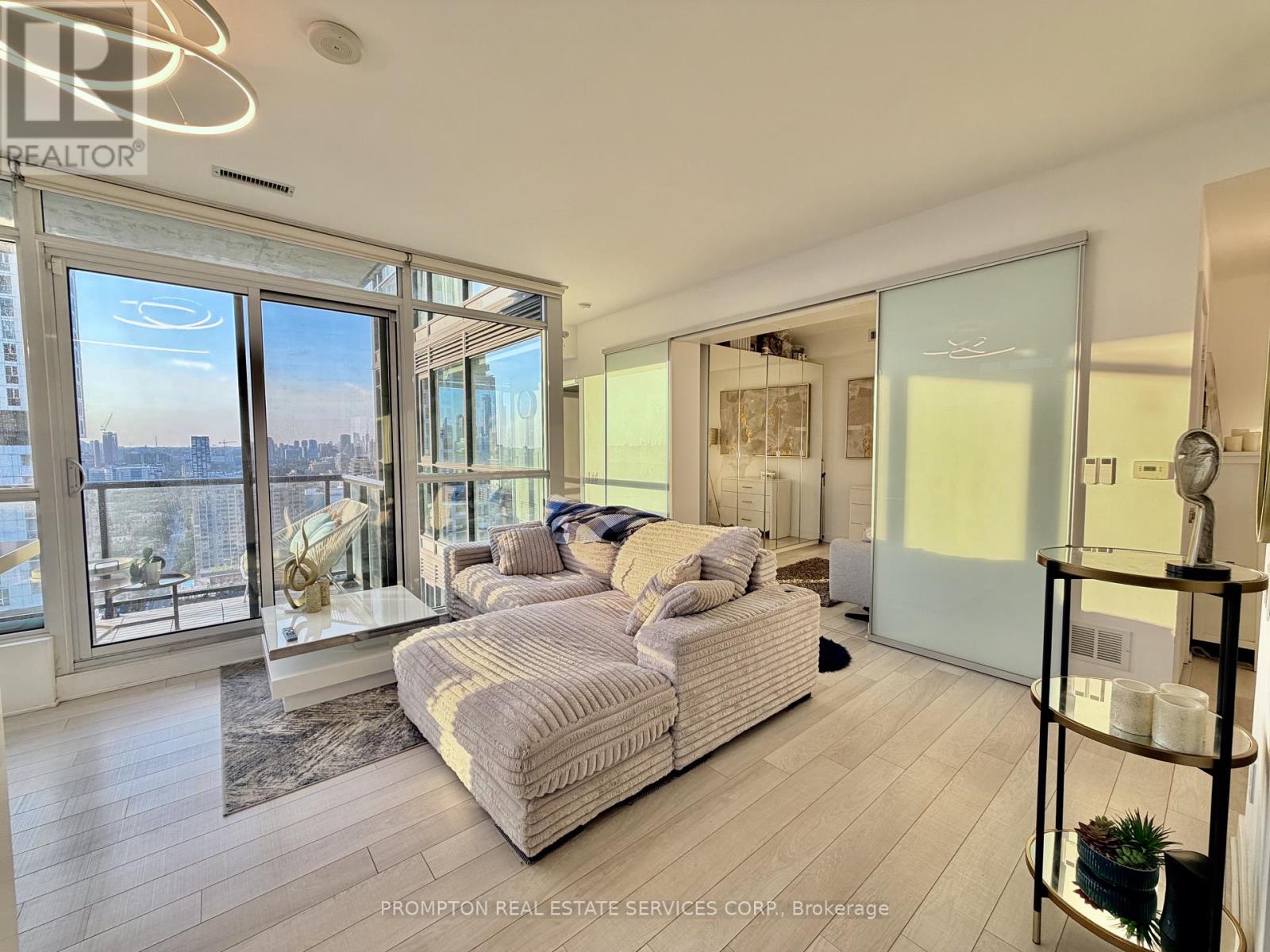 #3004 290 ADELAIDE STREET W - 3
