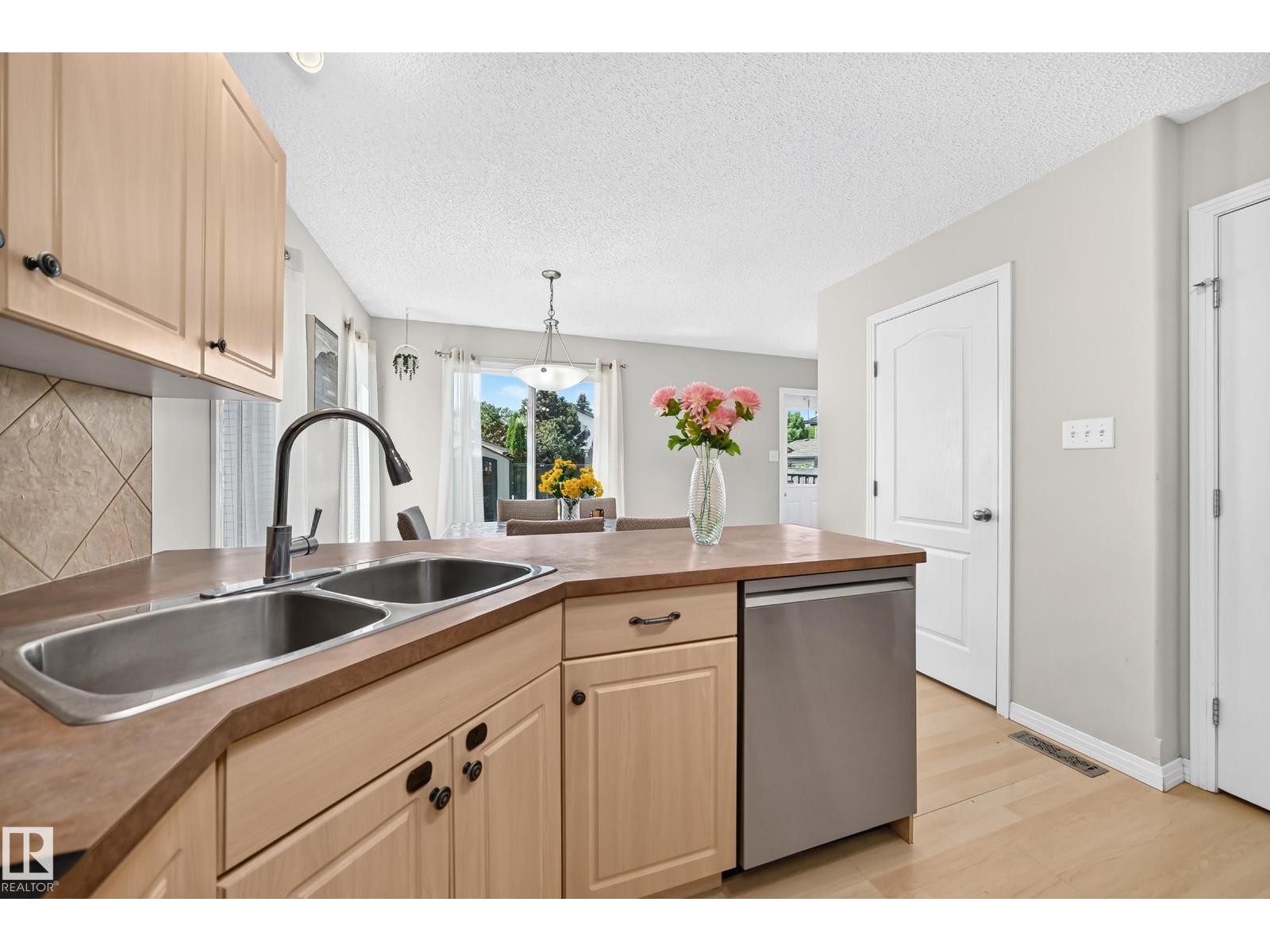 1126 GRANTHAM DR NW - 16