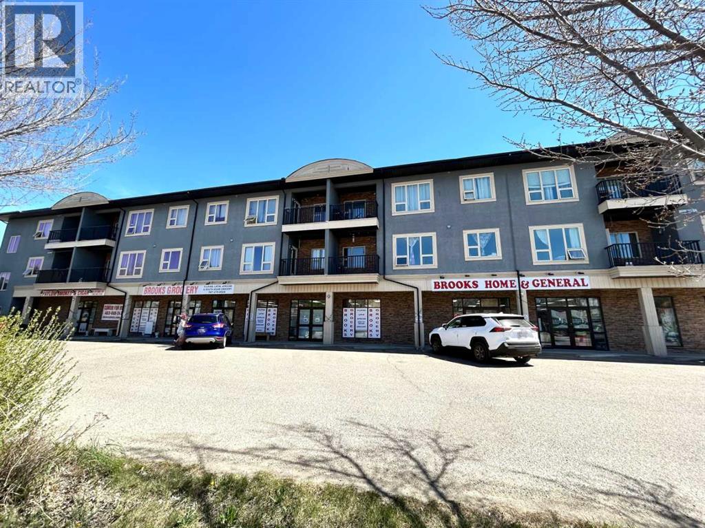 #17 330 2 Street W - 3