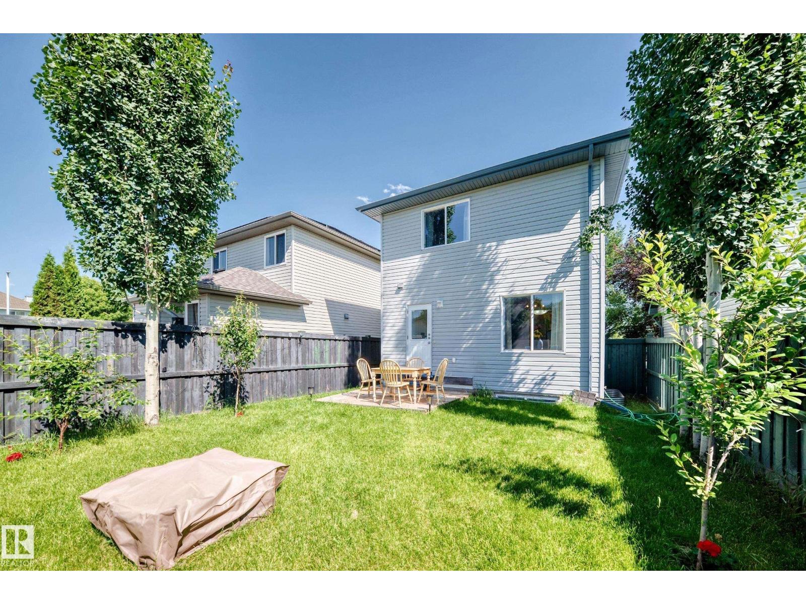 1126 GRANTHAM DR NW - 53