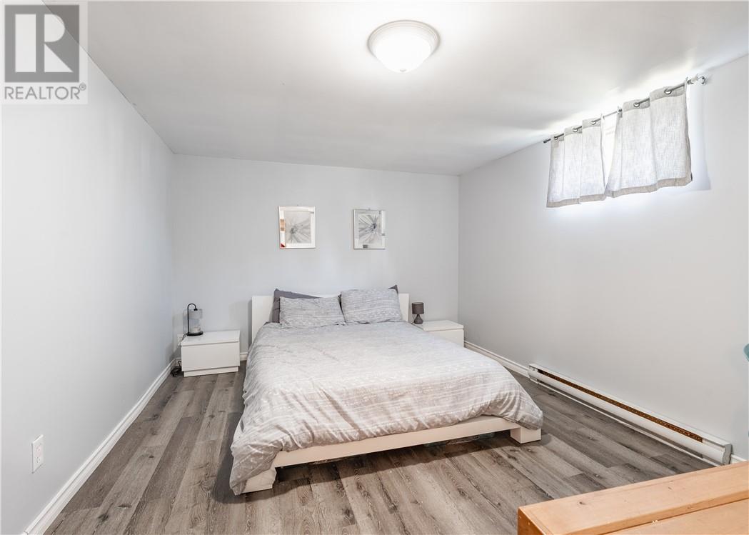 4483 Hector Crescent - 17
