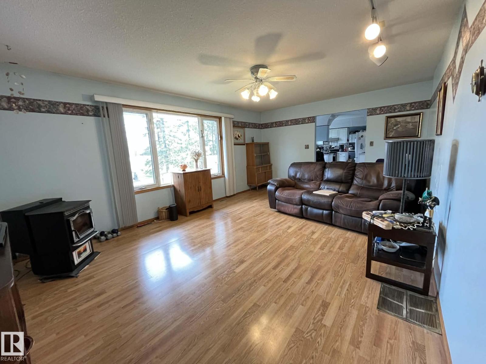 57403 HWY 764 - 14