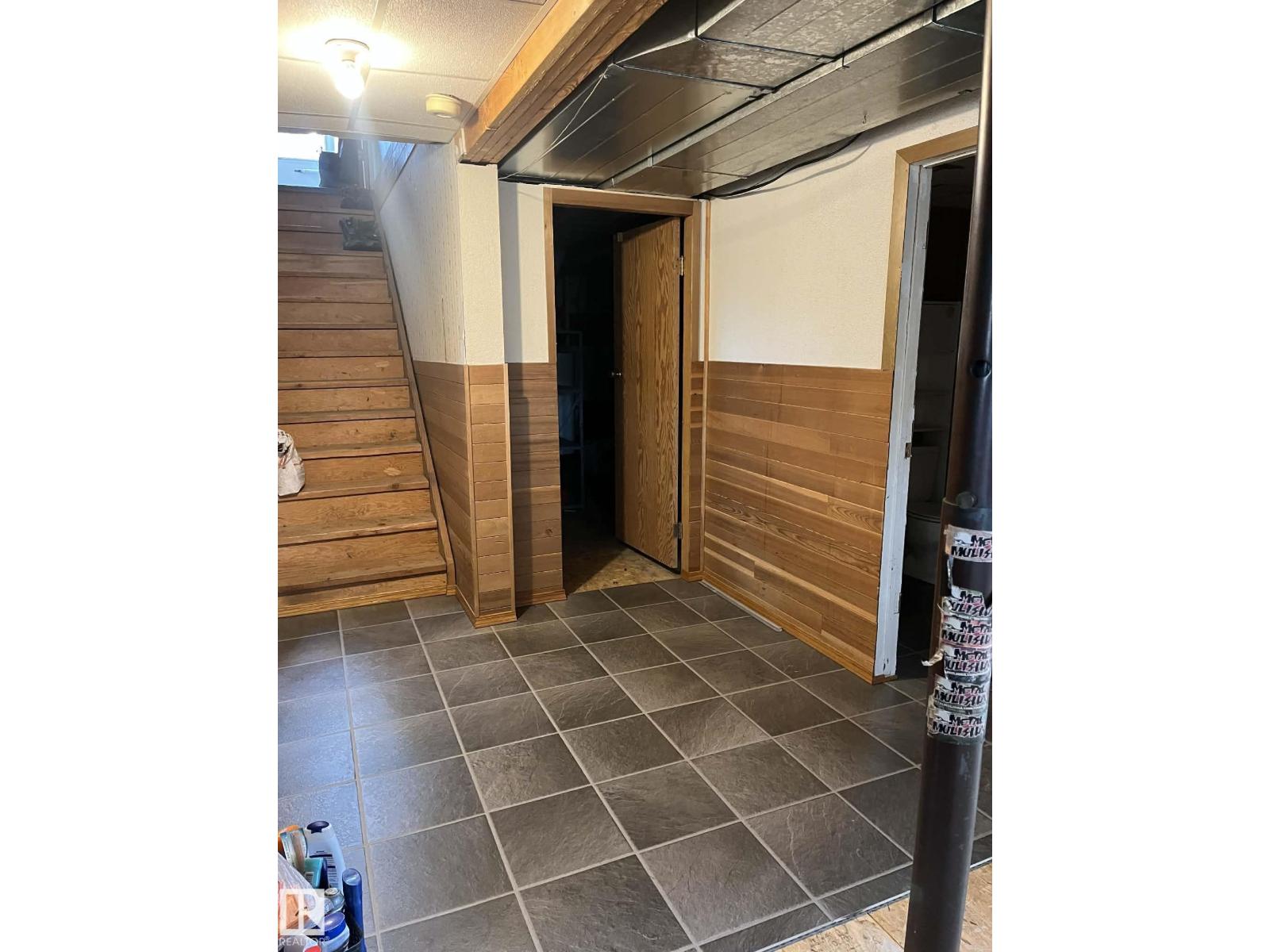 57403 HWY 764 - 30
