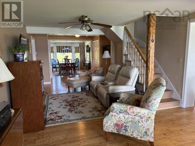 68 D Hutchison Road - 29
