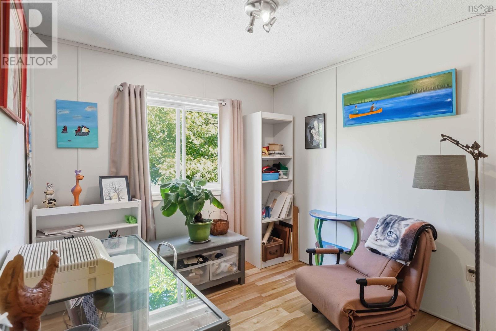 992 Howe Avenue - 37