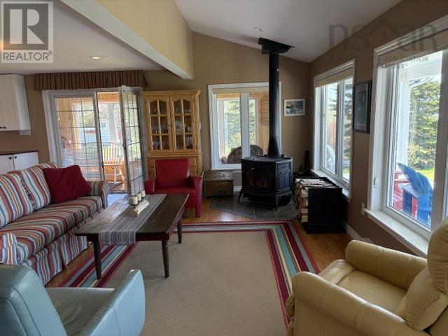 68 D Hutchison Road - 28