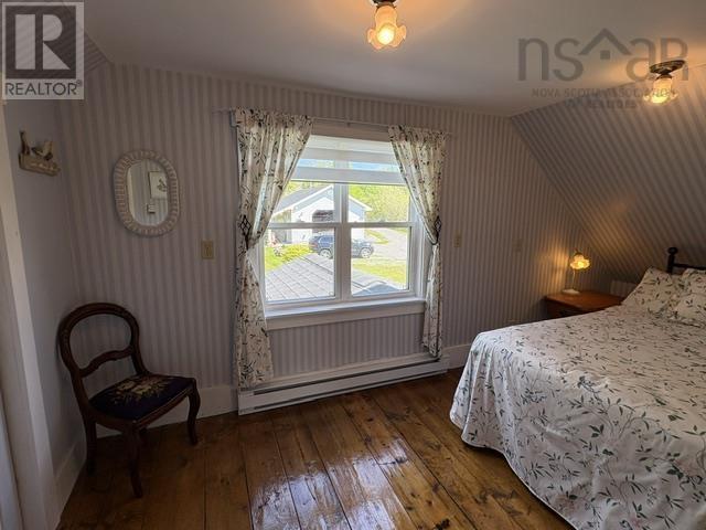 68 D Hutchison Road - 40