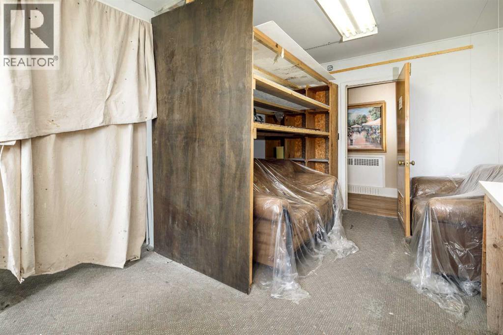 2460 36 Avenue - Photo 28