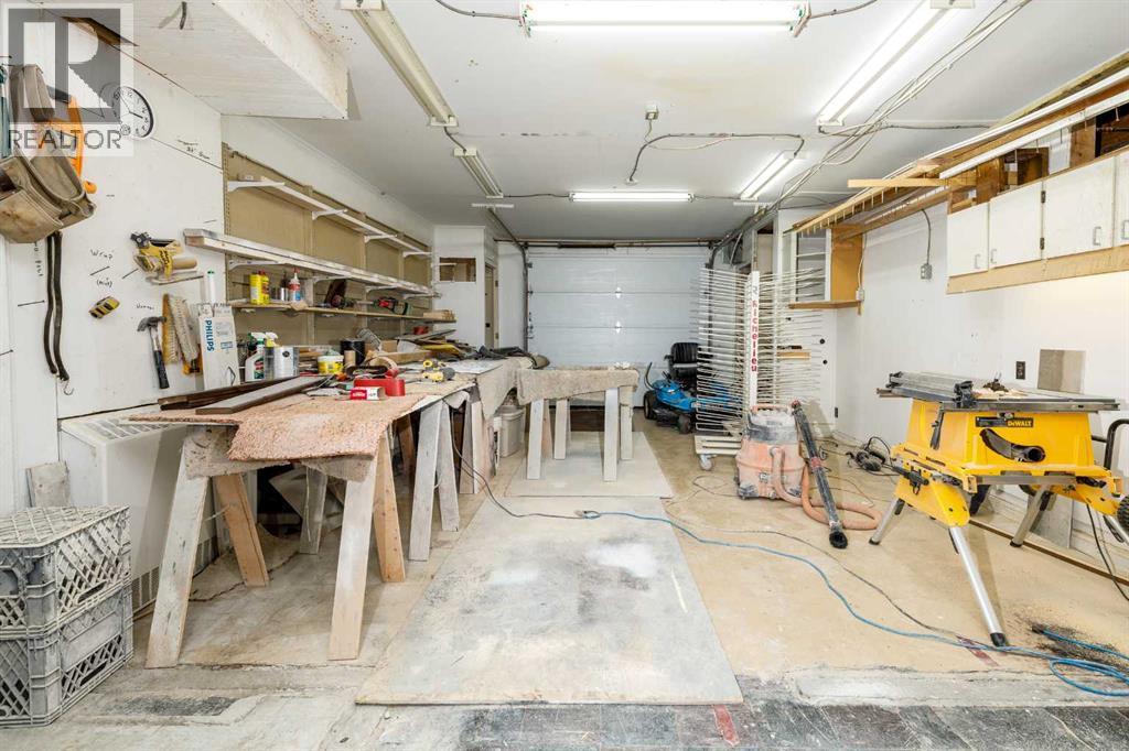 2460 36 Avenue - Photo 31
