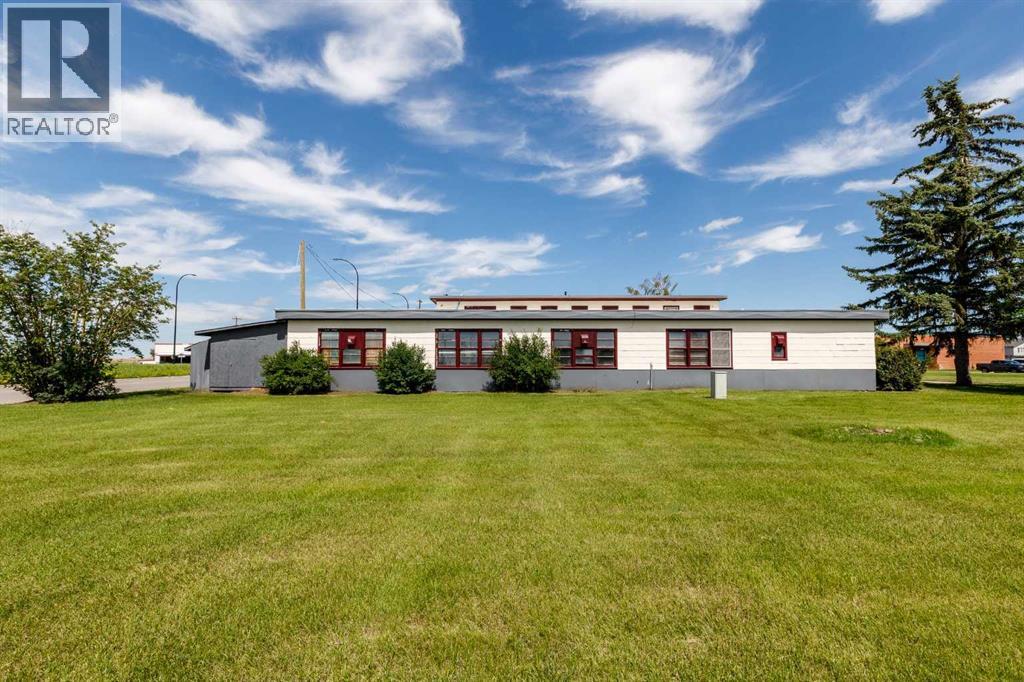 2460 36 Avenue - Photo 36