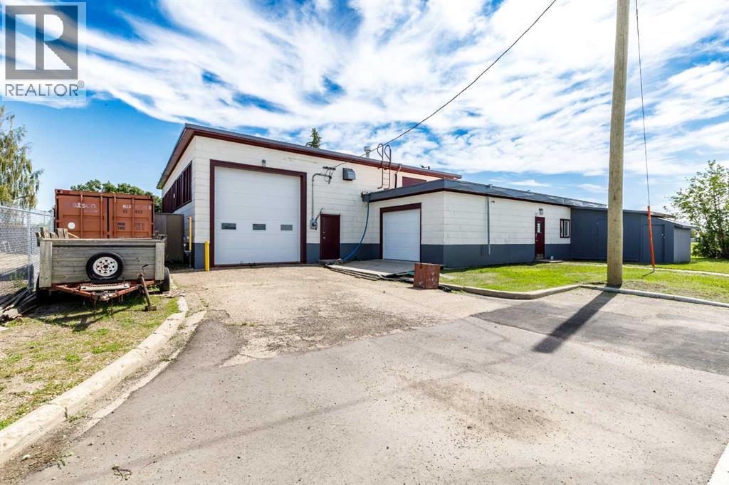 2460 36 Avenue - Photo 39