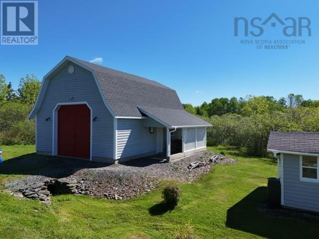 68 D Hutchison Road - 8