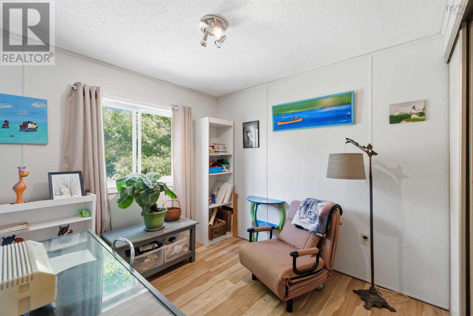 992 Howe Avenue - 38