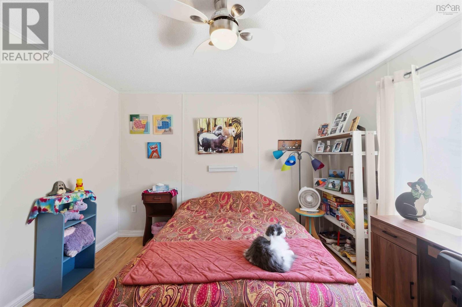992 Howe Avenue - 32