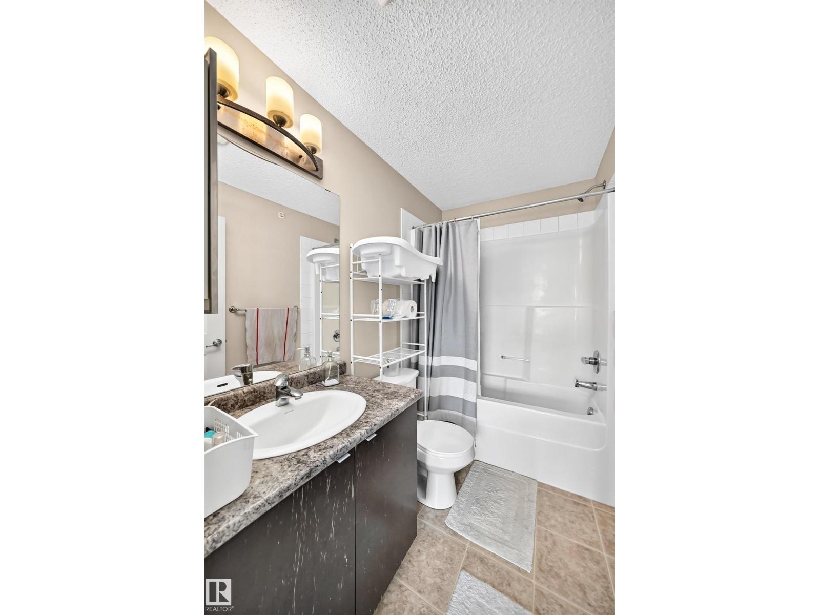 #416 3357 16A AV NW - 24