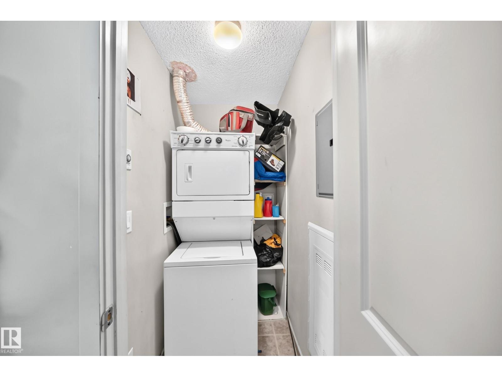 #416 3357 16A AV NW - 31