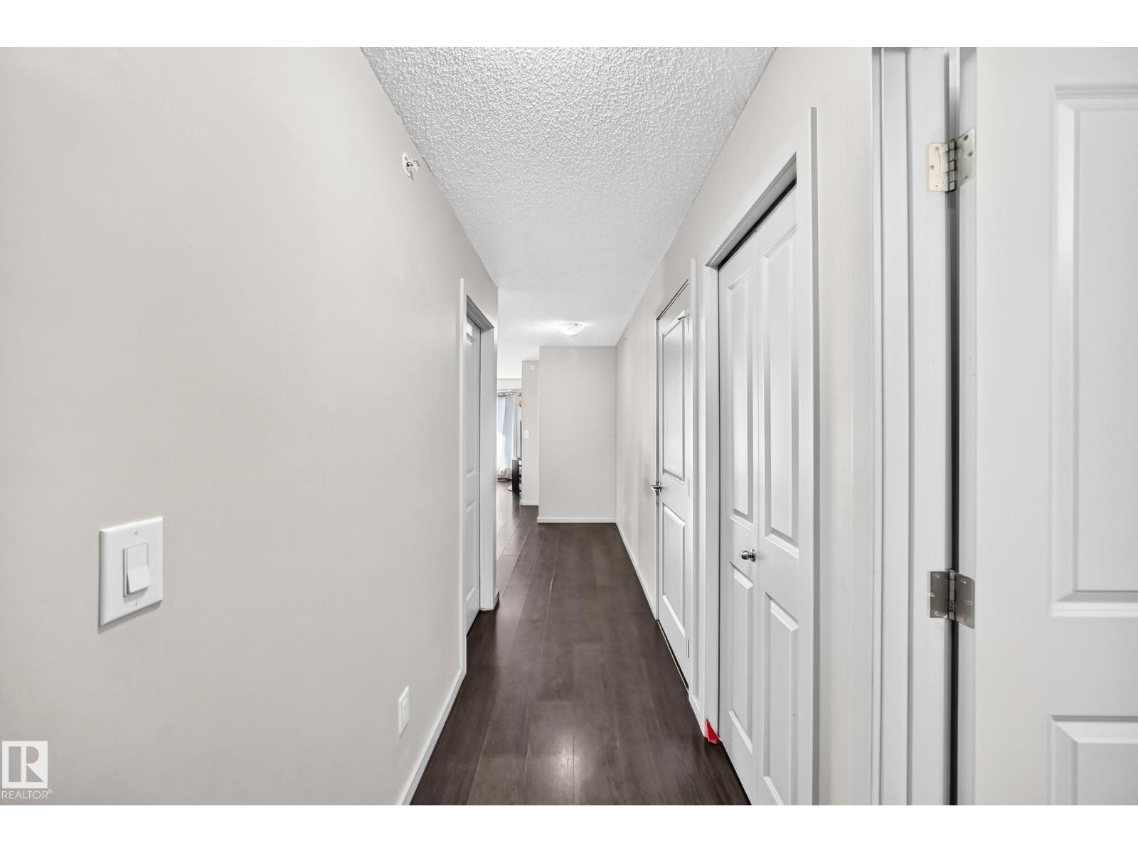 #416 3357 16A AV NW - 5