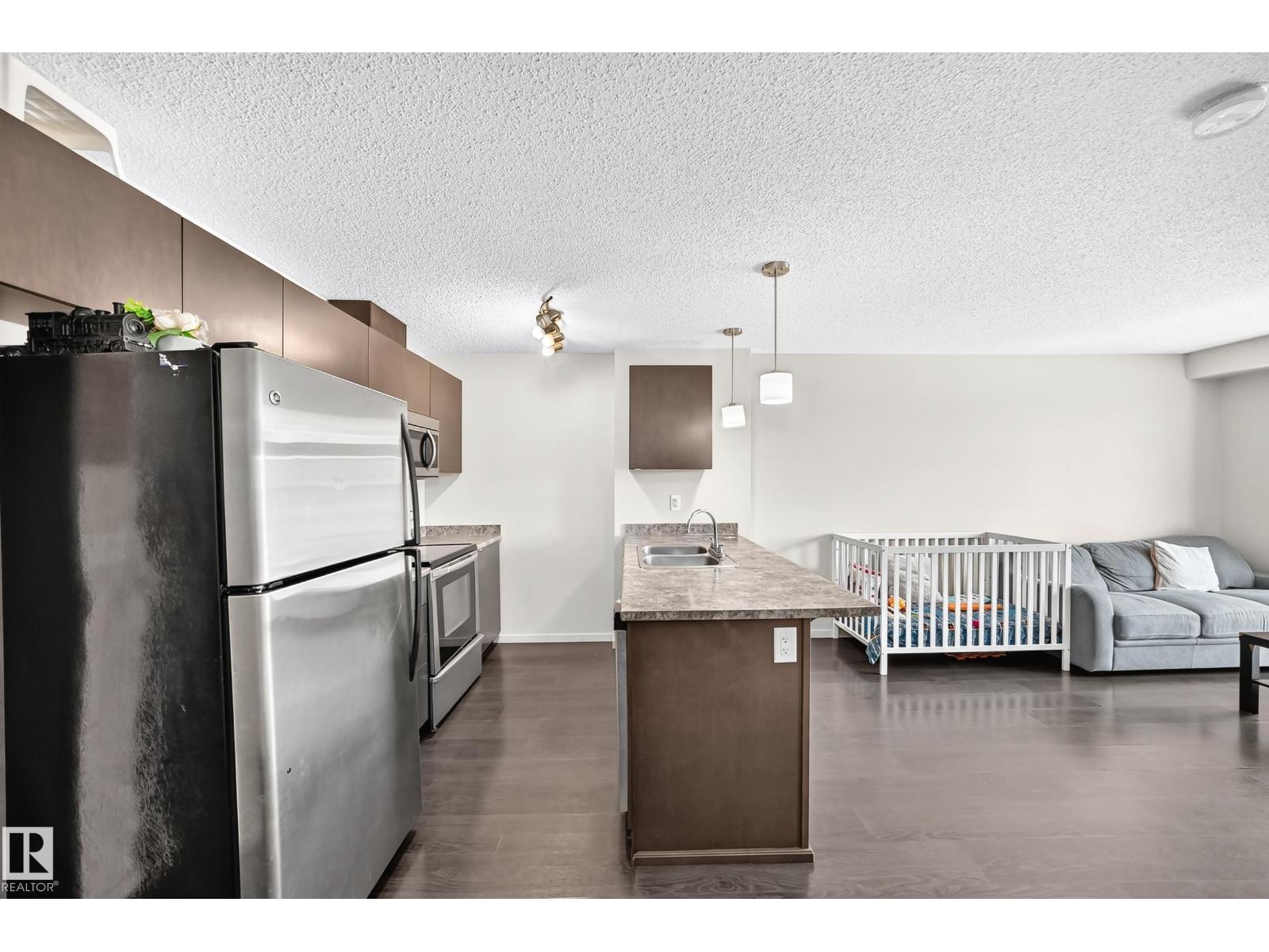 #416 3357 16A AV NW - 7