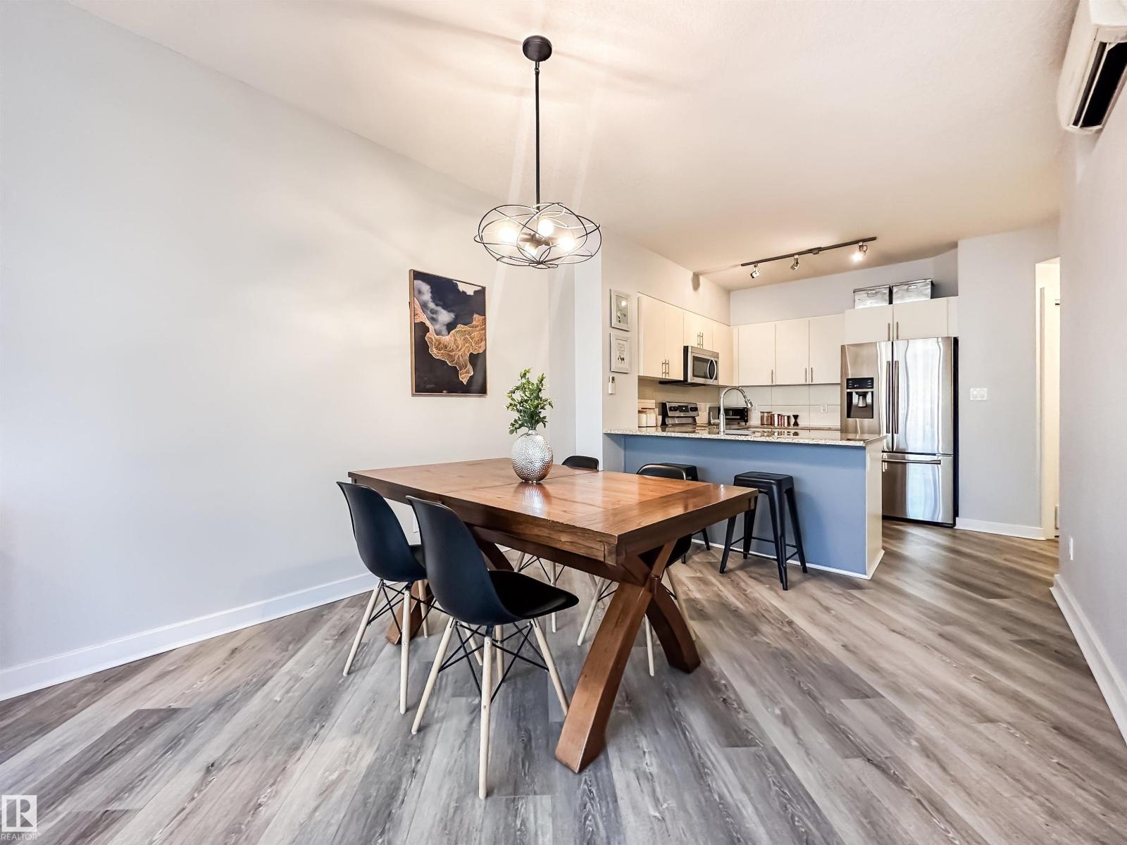 #703 10152 104 ST NW - 11