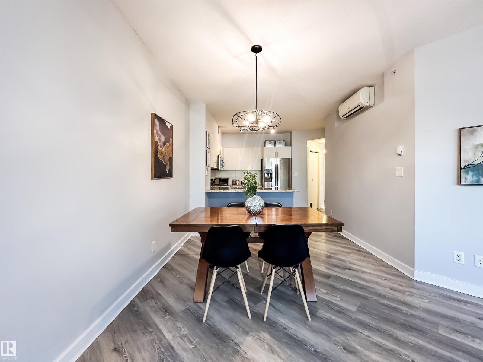 #703 10152 104 ST NW - 12