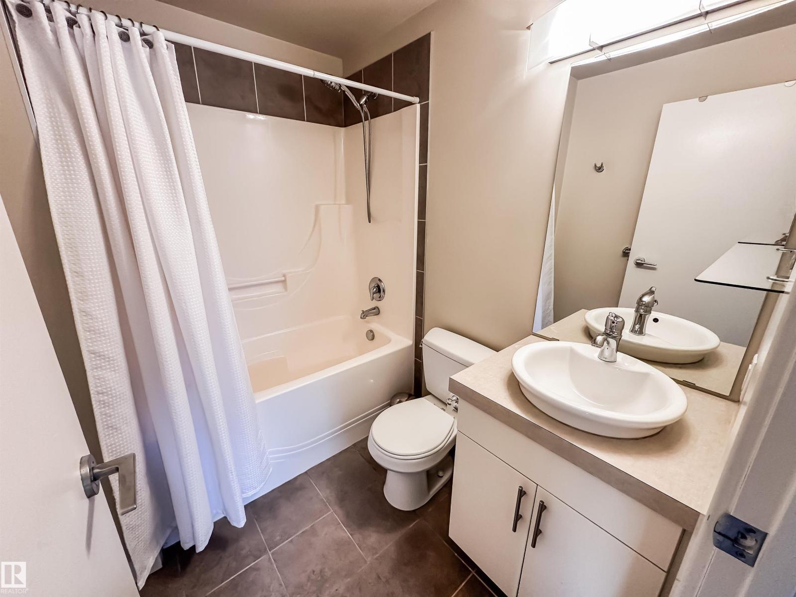 #703 10152 104 ST NW - 23