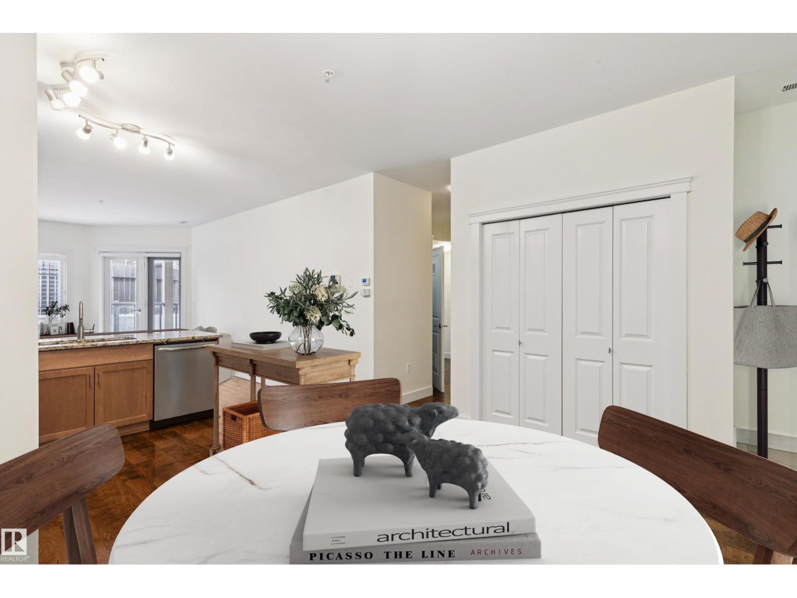 #16 11518 76 AV NW - 7