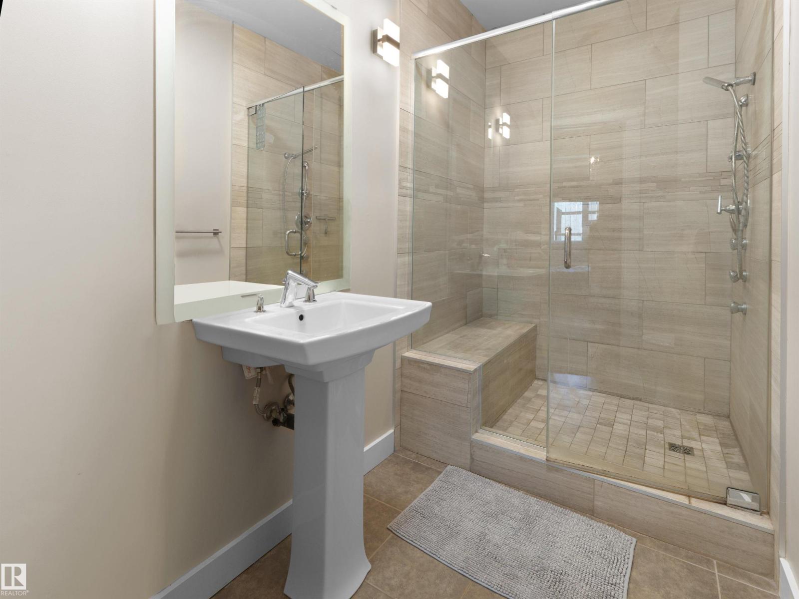 #16 11518 76 AV NW - 24